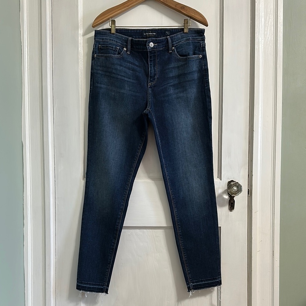 RARE Lucky Brand Women's Raw Hem Ava Skinny Jeans - Dark Wash